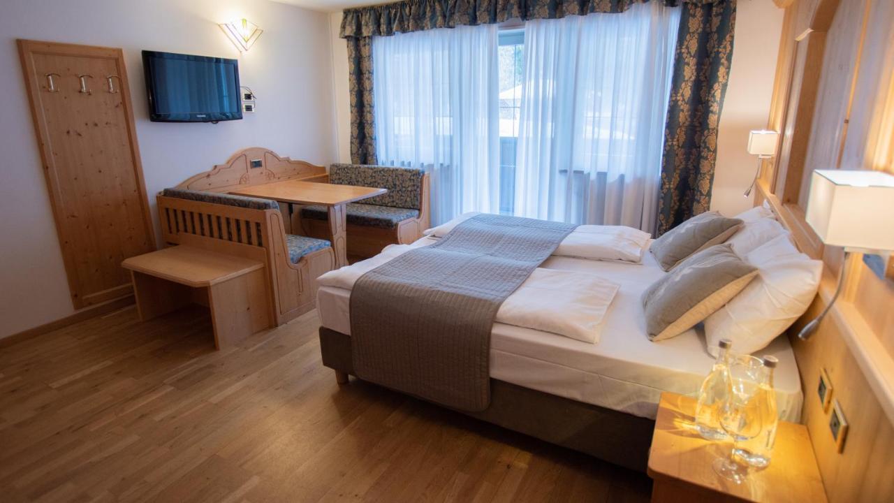 Hotel Diamant Park Campitello di Fassa Exterior foto